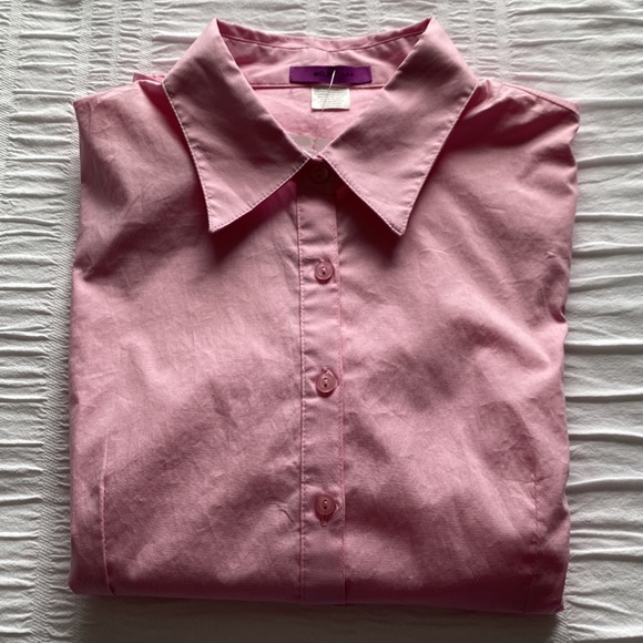 Mojo USA Hot From Hollywood Barbie pink long sleeved button down shirt. NWT. Med - Picture 2 of 11